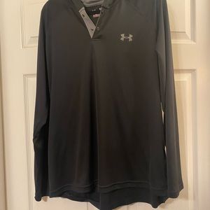 Under armour men’s loose pull over with hood